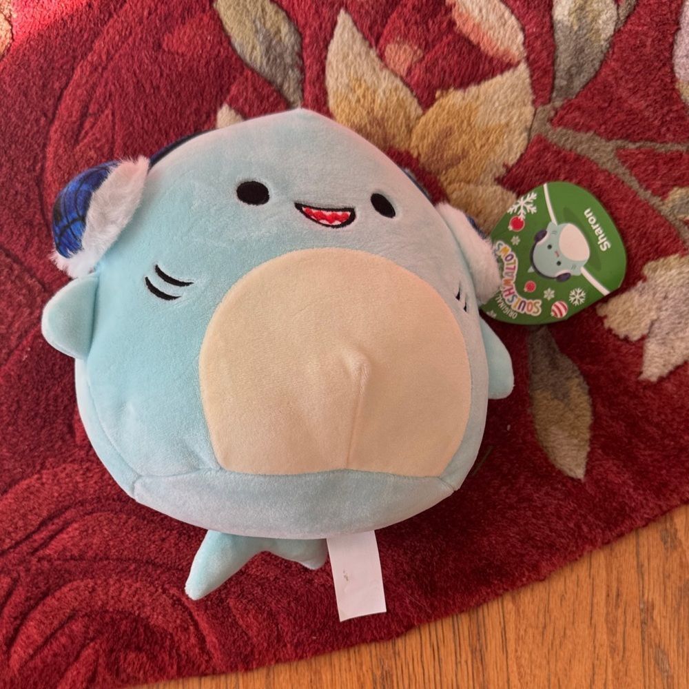 Squishmallows Light Blue Shark Plush NWT